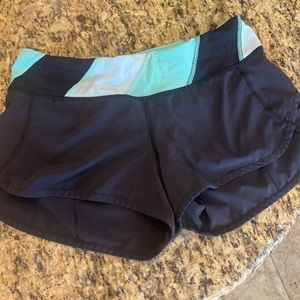 Lululemon Speed Ups size 4